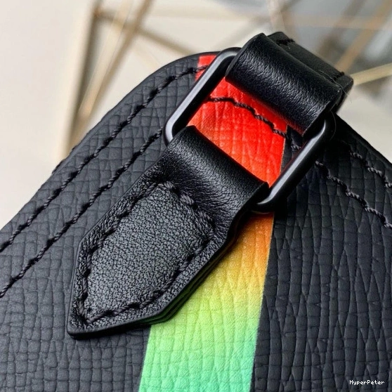 Vuitton MESSENGER DANUBE Louis 0715
